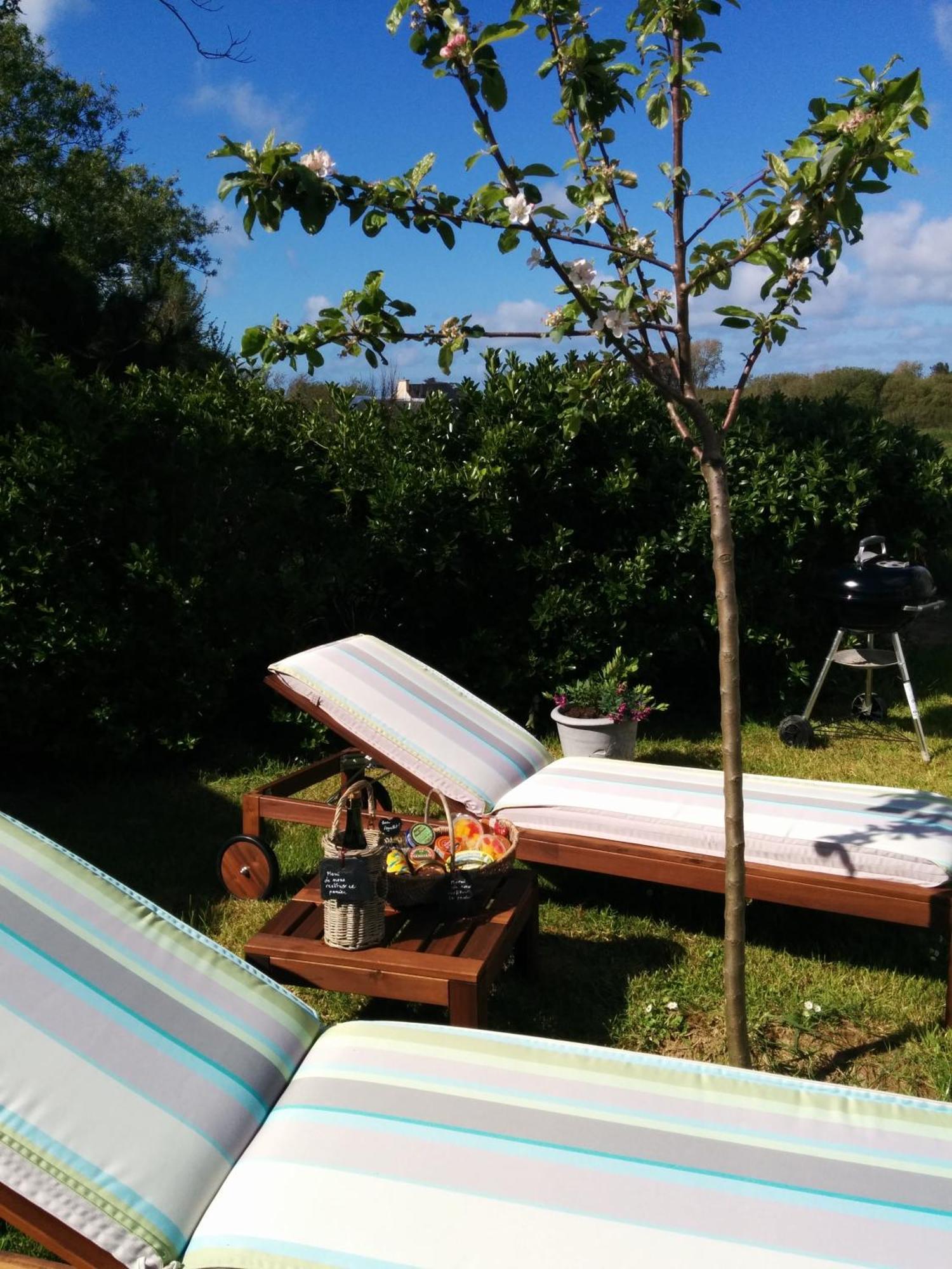 Roulotte Gites O Bien-Etre Massage Spa Sejour Bien-Etre En Hebergement Insolite Roulotte Karantez Ou En Gites Melon Ou Yock A 800 M Des Plages Maison D'Hote Drogou Porspoder Eksteriør bilde