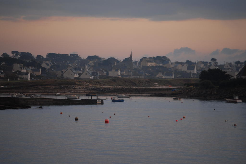 Roulotte Gites O Bien-Etre Massage Spa Sejour Bien-Etre En Hebergement Insolite Roulotte Karantez Ou En Gites Melon Ou Yock A 800 M Des Plages Maison D'Hote Drogou Porspoder Eksteriør bilde